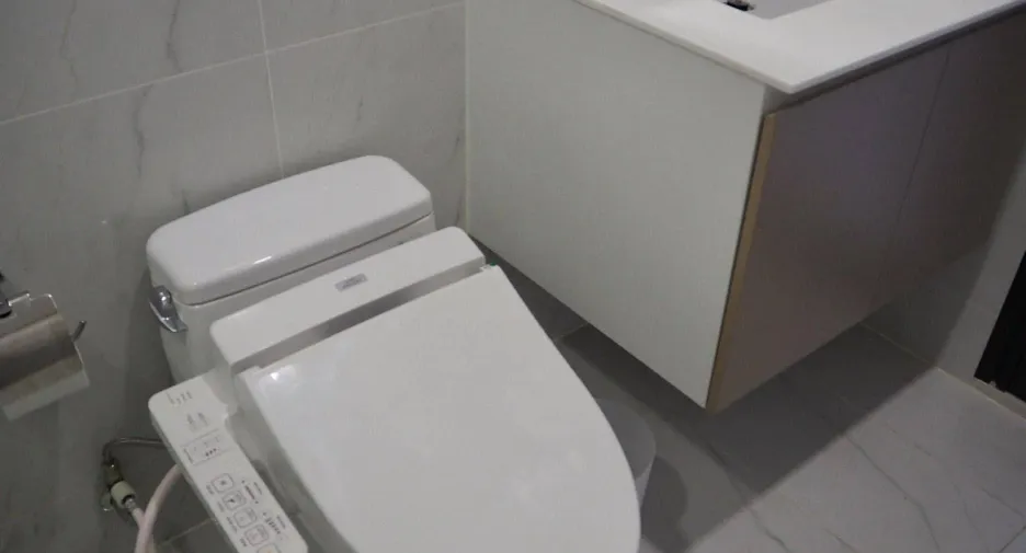 For rent 1 bed condo in Ratchathewi, Bangkok