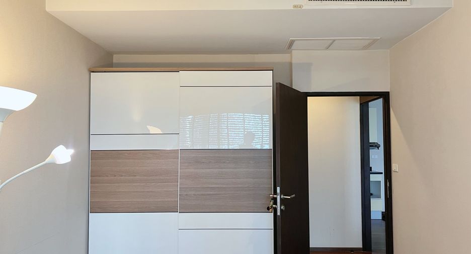 Condo en alquiler de 1 habitaciones en Khlong Toei, Bangkok