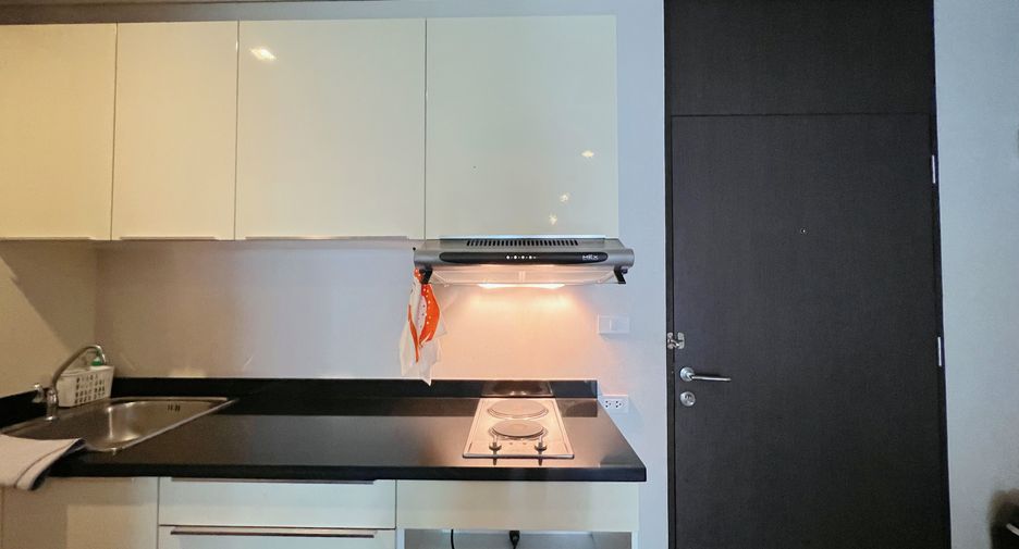 Condo en alquiler de 1 habitaciones en Khlong Toei, Bangkok