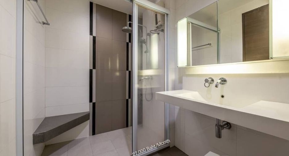 À louer 1 chambre condo à Huai Khwang, Bangkok