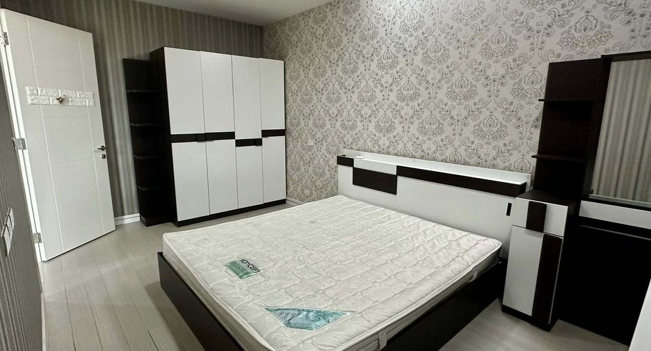Wohnung zur Miete mit 1 Zimmer in Huai Khwang, Bangkok