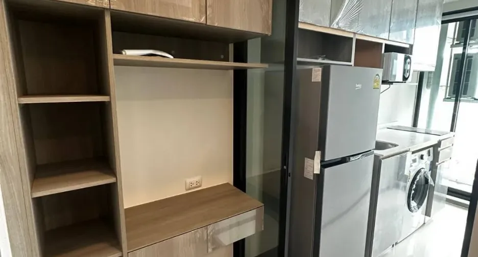 For rent 1 bed condo in Mueang Samut Prakan, Samut Prakan