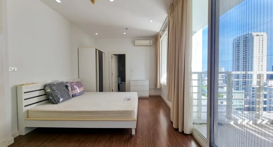 For rent 2 ベッドルーム condo in Khlong Toei, Bangkok