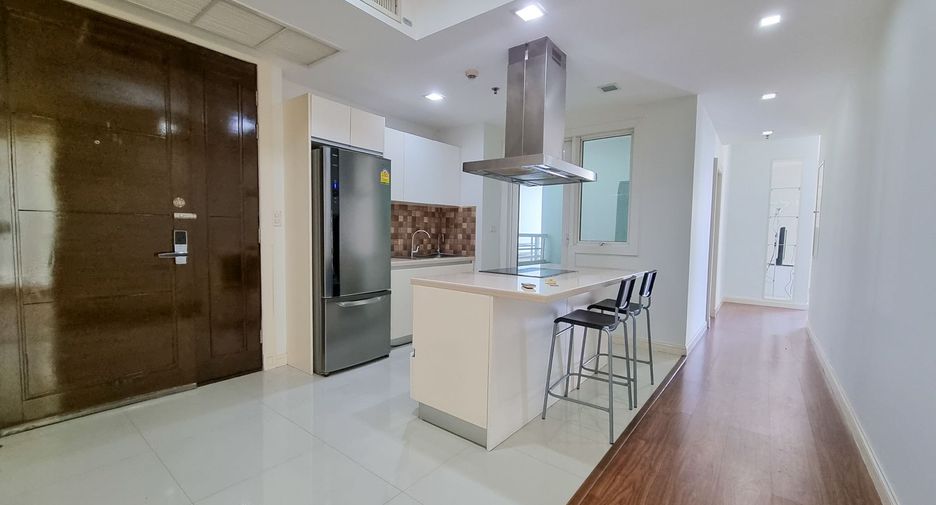 For rent 2 ベッドルーム condo in Khlong Toei, Bangkok