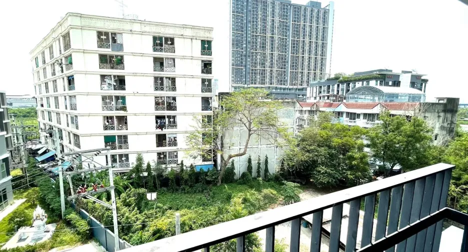For rent 1 bed condo in Mueang Samut Prakan, Samut Prakan