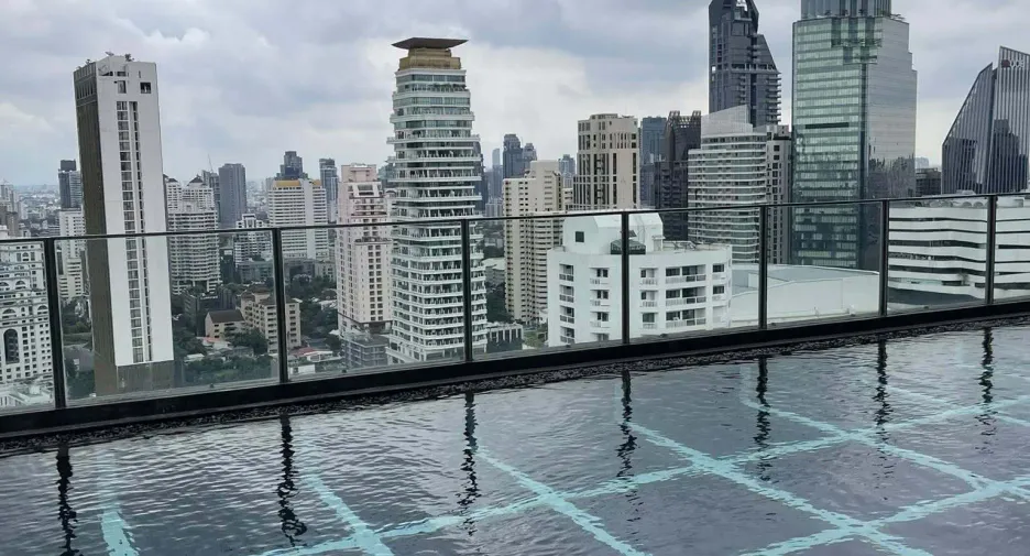For rent 2 bedrooms condo in Watthana, Bangkok