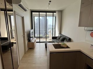 À louer 1 chambre condo à Phra Khanong, Bangkok