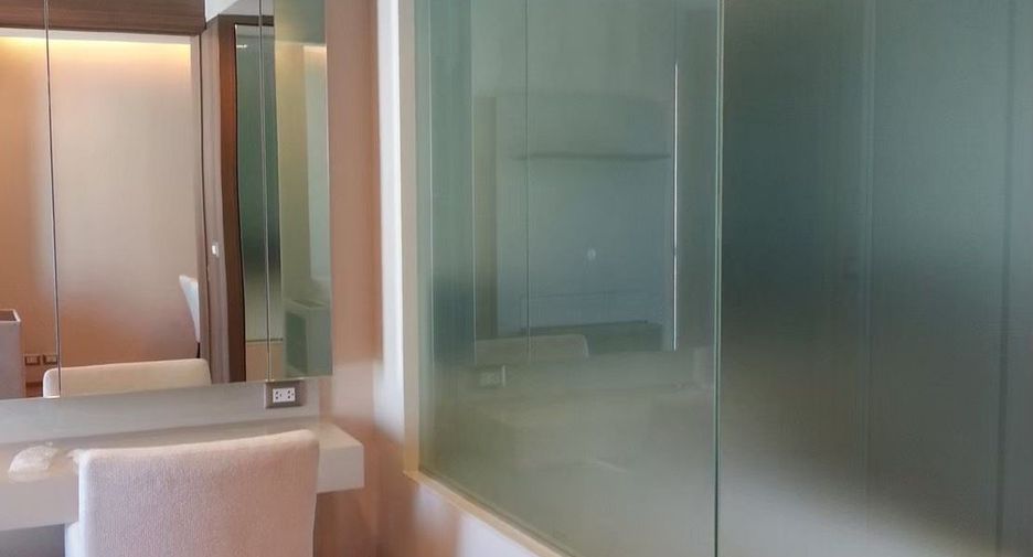 For rent 1 bed condo in Sathon, Bangkok