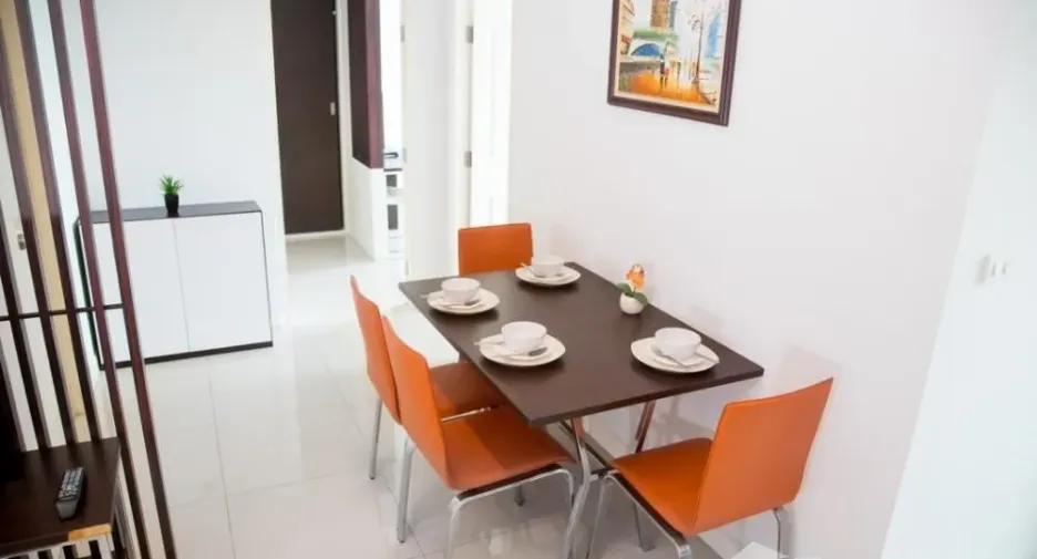 For rent 2 bedrooms apartment in Watthana, Bangkok