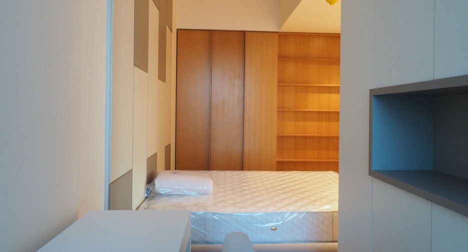 À louer 2 chambres condo à Yan Nawa, Bangkok
