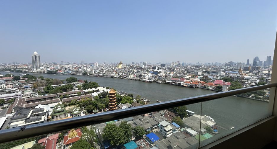 Wohnung zur Miete mit 3 Zimmer in Khlong San, Bangkok