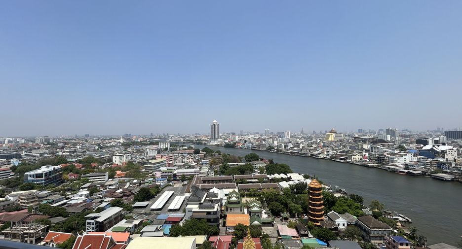Wohnung zur Miete mit 3 Zimmer in Khlong San, Bangkok