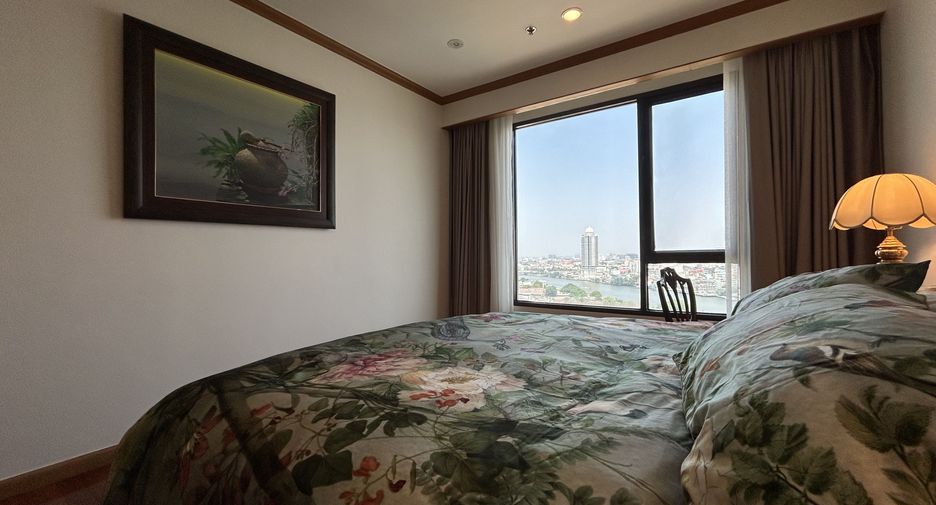 Wohnung zur Miete mit 3 Zimmer in Khlong San, Bangkok