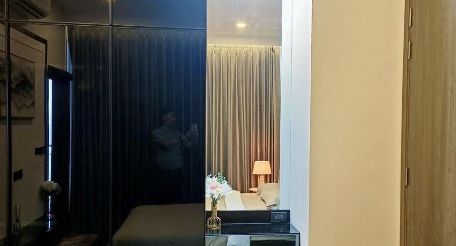 For rent 1 bed condo in Watthana, Bangkok