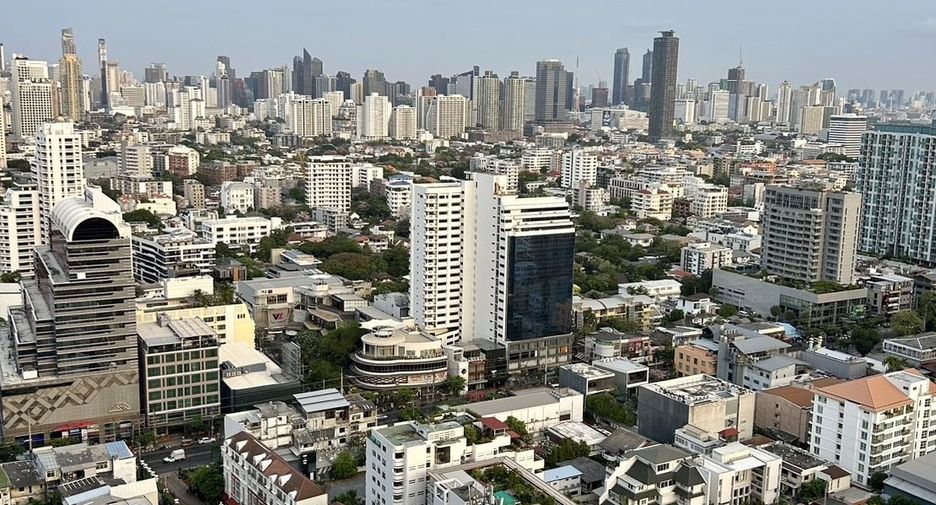 For rent 1 bed condo in Watthana, Bangkok