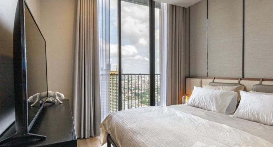 For rent 2 bedrooms condo in Watthana, Bangkok