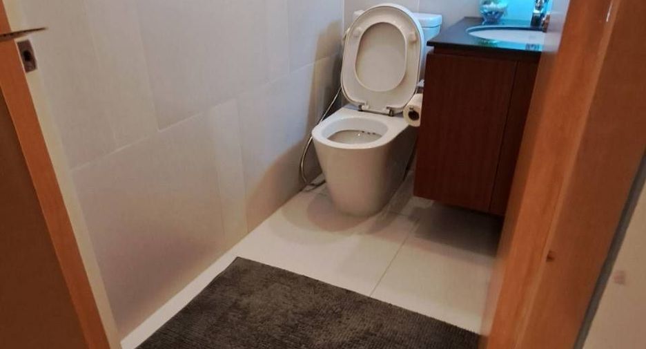For rent 2 ベッドルーム condo in Sathon, Bangkok