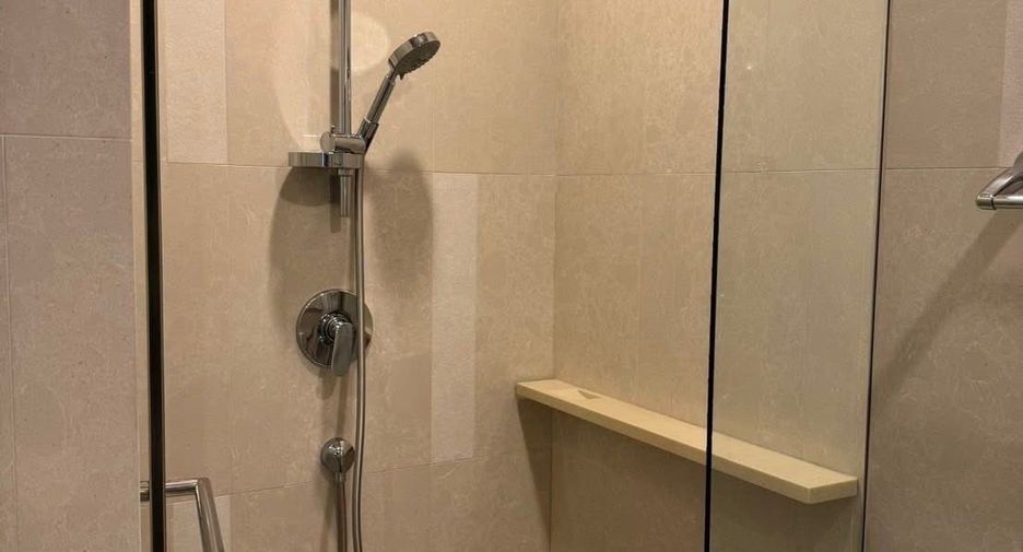 Condo en alquiler de 2 habitaciones en Watthana, Bangkok