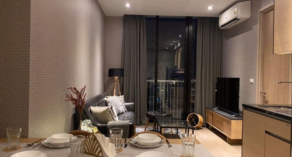 For rent 2 bedrooms condo in Khlong Toei, Bangkok