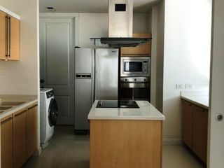 For rent 2 ベッドルーム condo in Pathum Wan, Bangkok