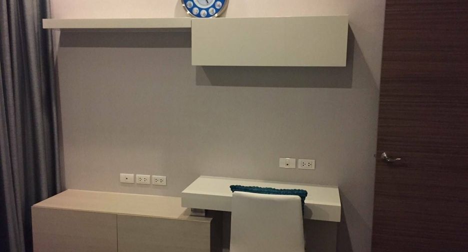 For rent 2 ベッドルーム condo in Watthana, Bangkok