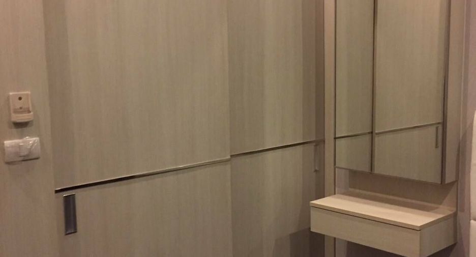 For rent 2 ベッドルーム condo in Watthana, Bangkok