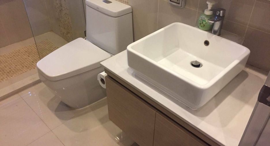 For rent 2 ベッドルーム condo in Watthana, Bangkok