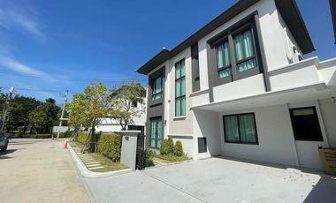 For rent 3 bedrooms house in Bang Phli, Samut Prakan