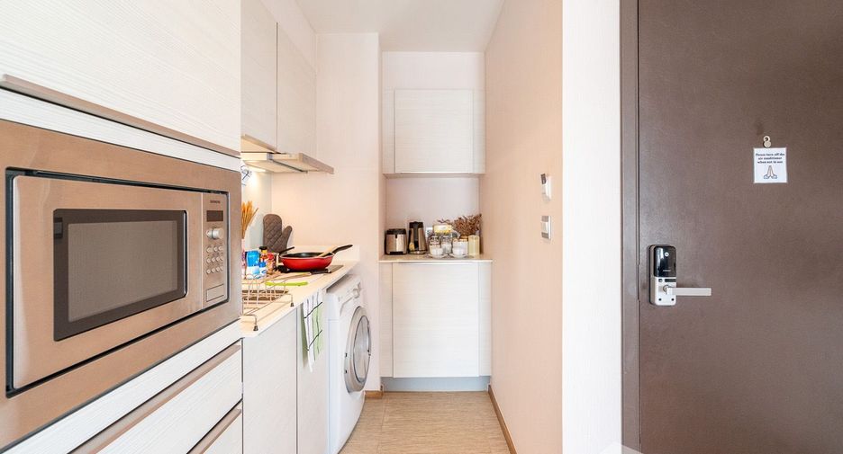 For rent 2 ベッドルーム condo in Watthana, Bangkok
