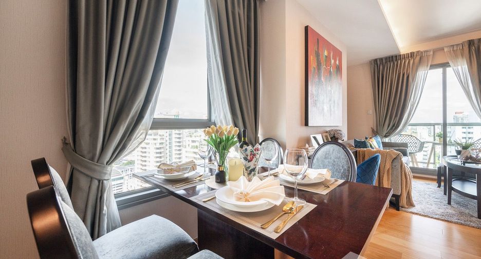 For rent 2 ベッドルーム condo in Watthana, Bangkok