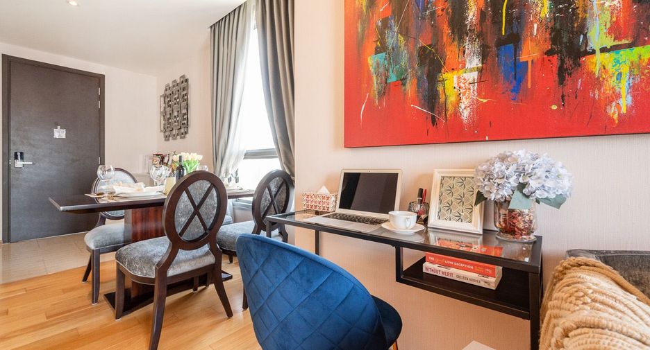 For rent 2 ベッドルーム condo in Watthana, Bangkok