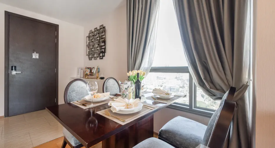 For rent 2 ベッドルーム condo in Watthana, Bangkok