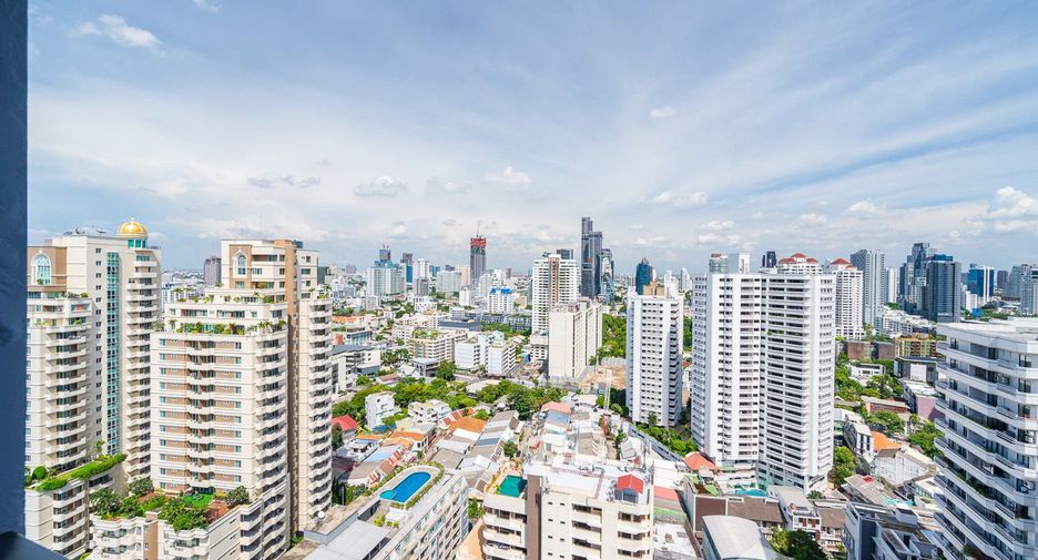 For rent 2 ベッドルーム condo in Watthana, Bangkok