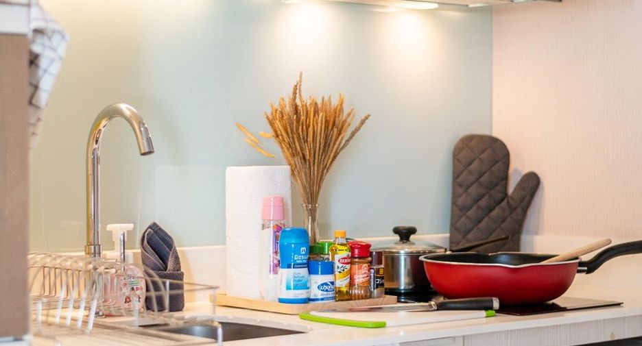 For rent 2 ベッドルーム condo in Watthana, Bangkok