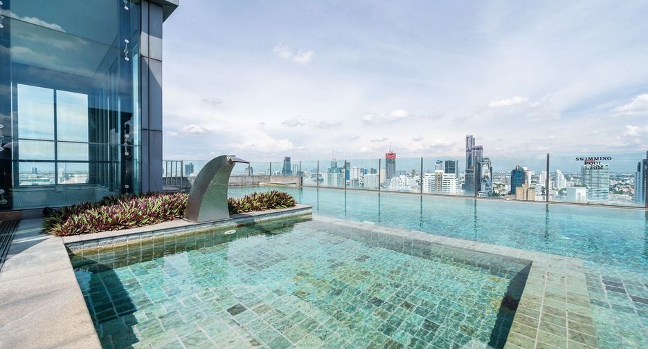 For rent 2 ベッドルーム condo in Watthana, Bangkok