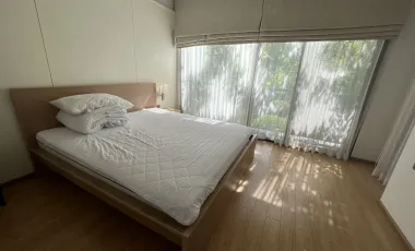 For rent 2 bedrooms apartment in Watthana, Bangkok