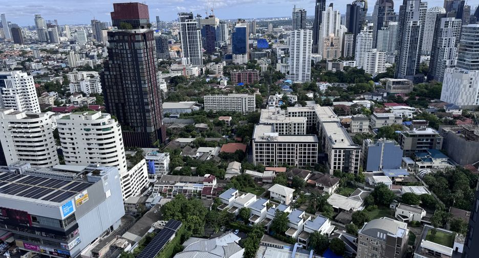 Condo en alquiler de 2 habitaciones en Watthana, Bangkok