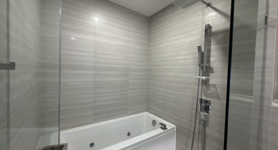 Condo en alquiler de 2 habitaciones en Watthana, Bangkok