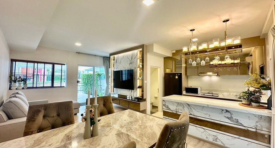 For rent 3 bedrooms house in Prawet, Bangkok