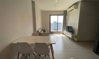 For rent 2 bedrooms condo in Huai Khwang, Bangkok