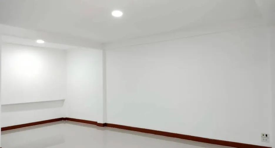 ให้เช่า 2 ห้องนอน บ้านเดี่ยว ใน วัฒนา, กรุงเทพฯ