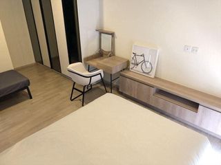 Condo en alquiler de 2 habitaciones en Huai Khwang, Bangkok