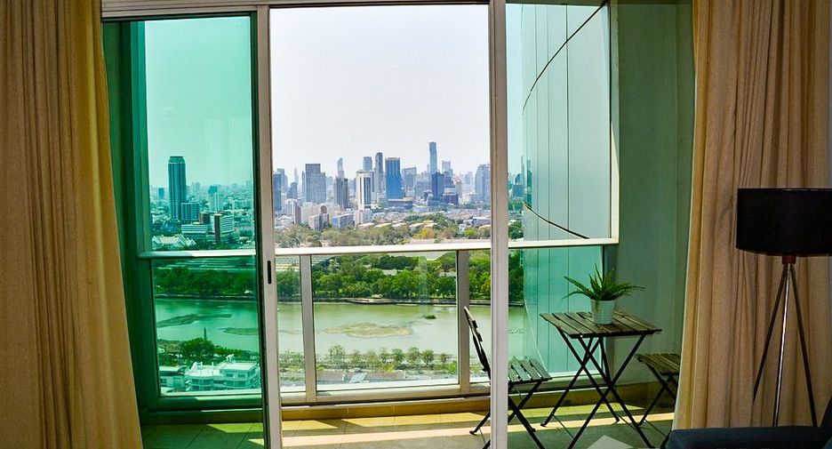 À louer 2 chambres condo à Khlong Toei, Bangkok