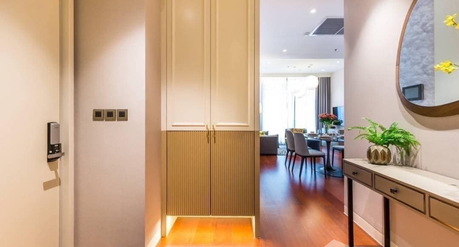 For rent 2 bedrooms condo in Watthana, Bangkok