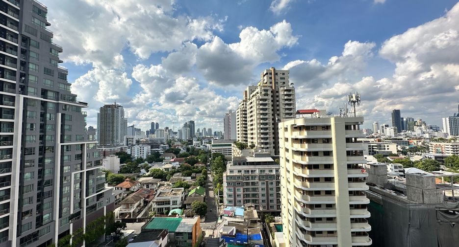 Wohnung zur Miete mit 2 Zimmer in Watthana, Bangkok