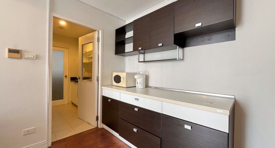 Condo en alquiler de 1 habitaciones en Khlong Toei, Bangkok