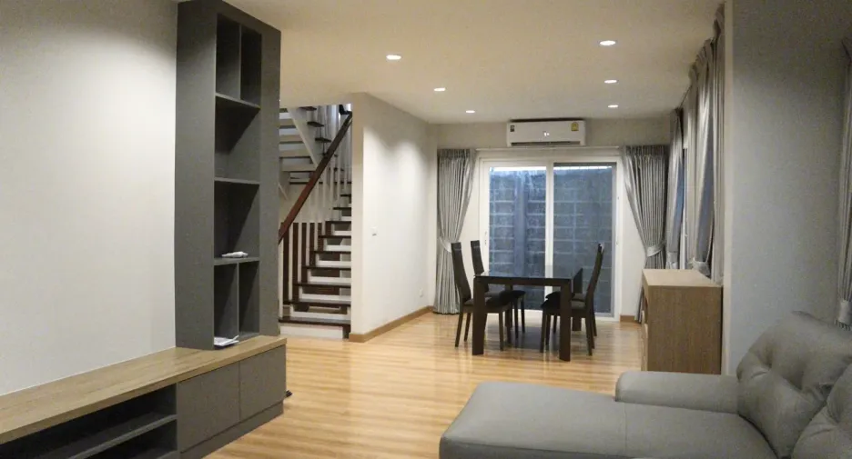 ให้เช่า 3 ห้องนอน บ้านเดี่ยว ใน บางพลี, สมุทรปราการ