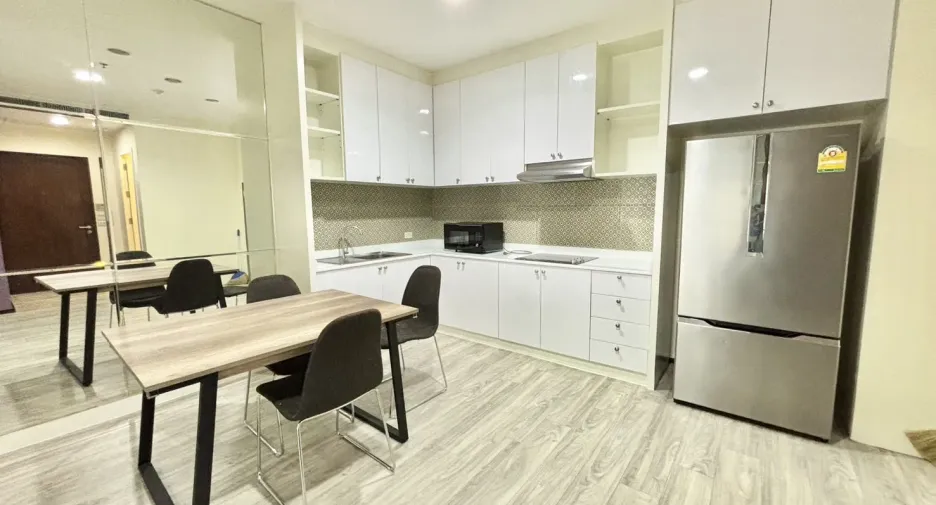 Wohnung zur Miete mit 2 Zimmer in Watthana, Bangkok