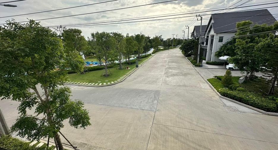 出租 4 卧室 独立屋 在 Bang Phli, Samut Prakan