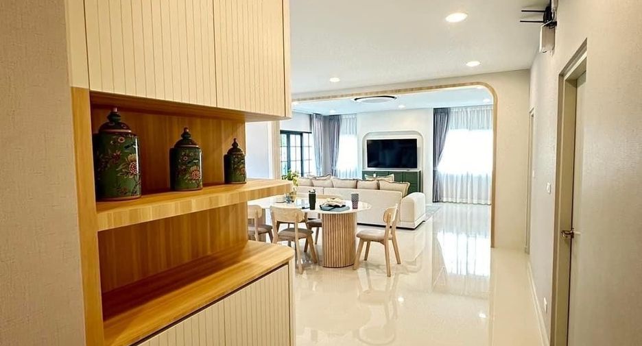 出租 4 卧室 独立屋 在 Bang Phli, Samut Prakan